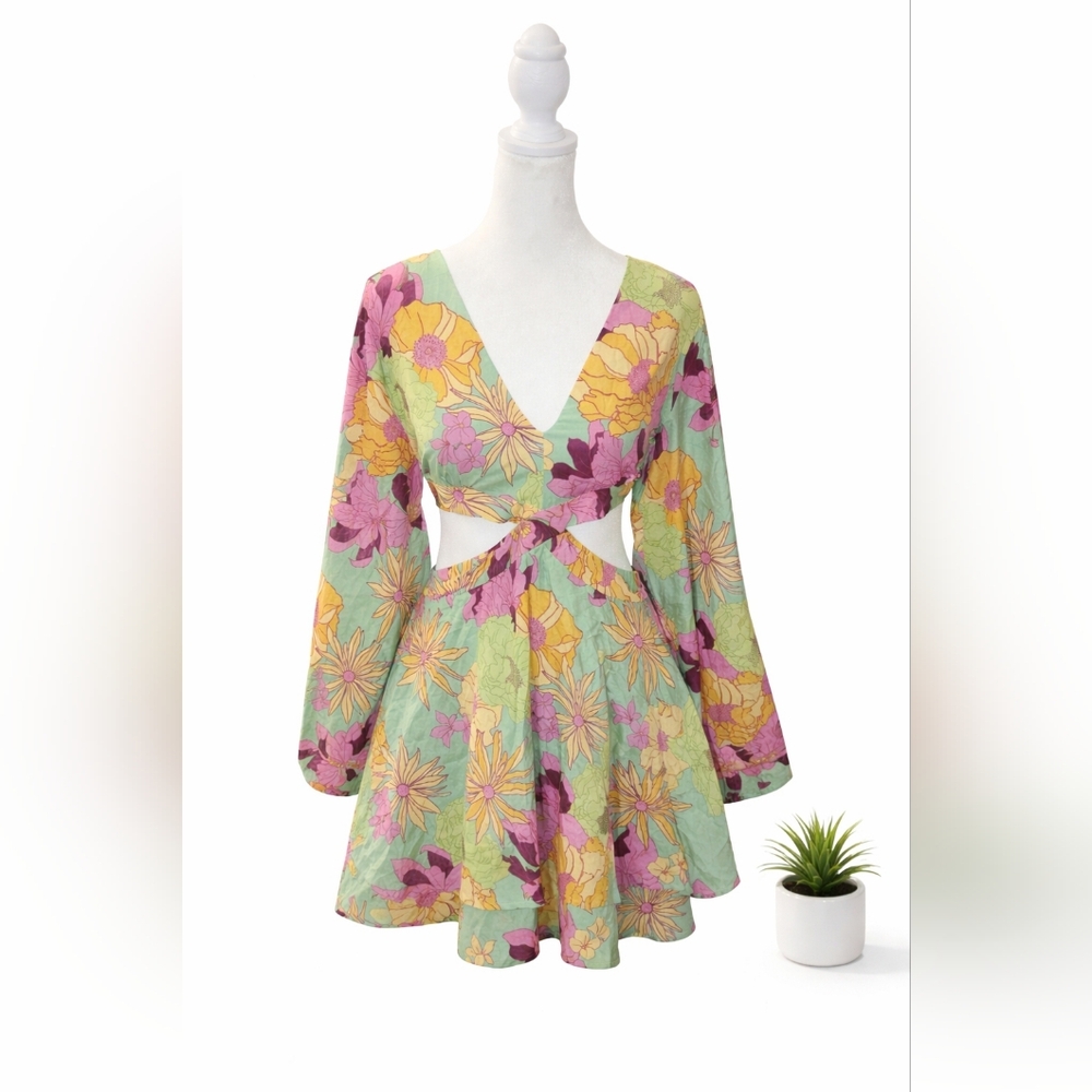 Floral Cutout V-Neck Mini Dress in Mint and Pastel - Picture 2 of 7